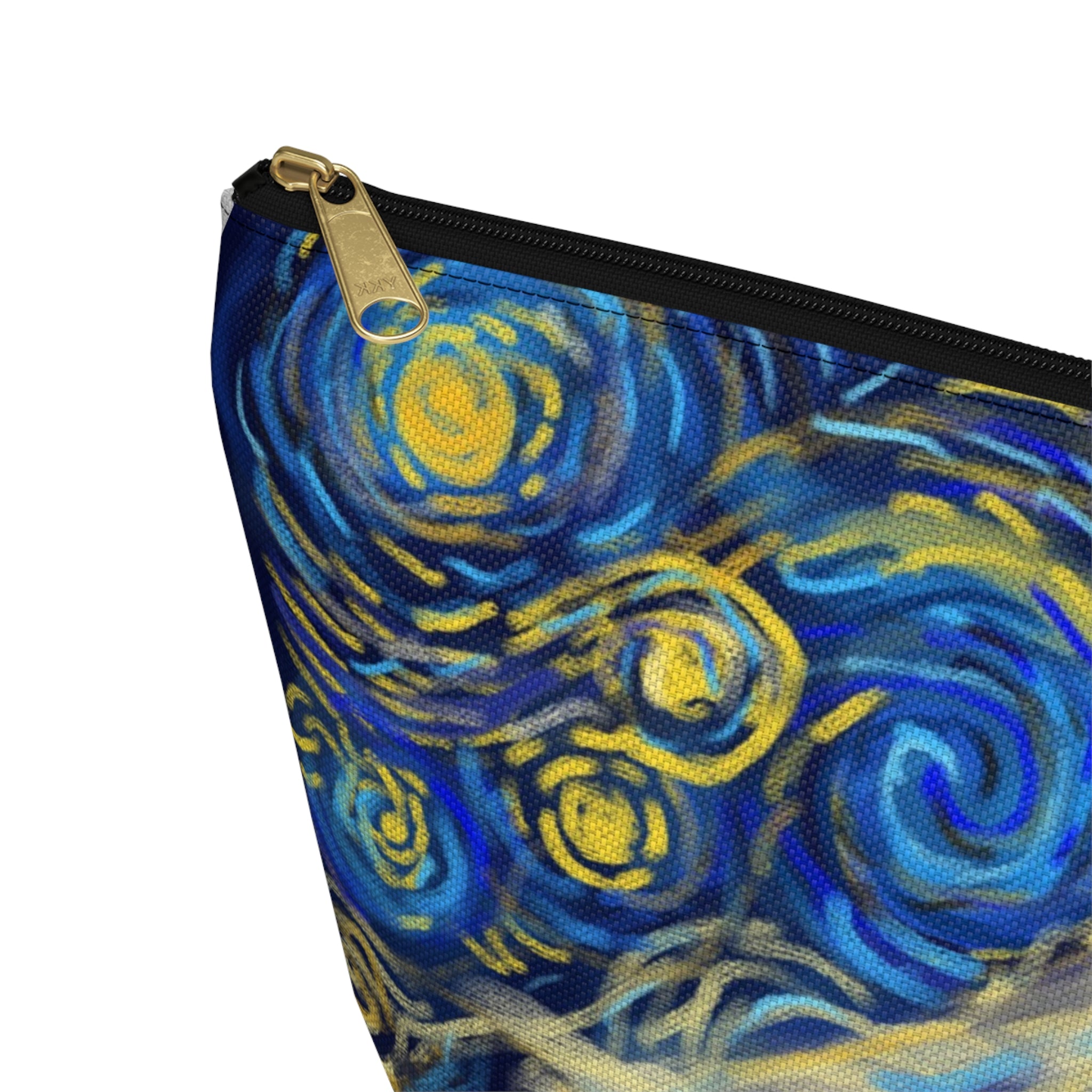 Black Zipper Zoom In